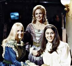 Melanie Collins Nancy Barrett Catherine Harridge Lara Parker And Daphne Harridge Kate Jackson 1840 Parallel Dark Shadows Tv Show Kate Jackson Shadow