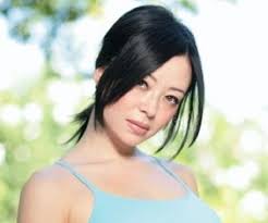 Mandie Taketa Height A Closer Look At Her Life And Achievements Meet  Everything We Know Bout Wyne Brdy's Exwife