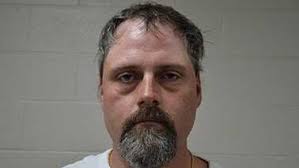 Convicted felon arrested after pawning gun in Boone