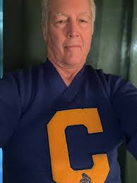 Senior picture ideas for Sunday posts