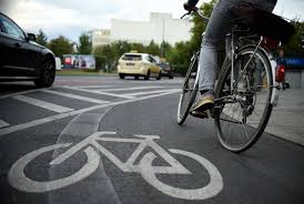 Recht Befahren Des Radfahrstreifens Ist Fur Autos Verboten