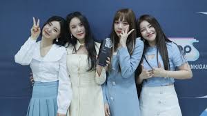 Brave girls made a comeback with a new song, yoo hoo! Brave Girls Grabbed Their First Ever Win With Rollin On Inkigayo Kpopthing