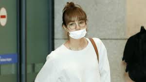 Lisa, black, pink, lalisa, manoban, jackets, in your area, package, lili film. No More Youth With You Filming For Blackpink S Lisa As She Will No Longer Be Traveling To China Zapzee