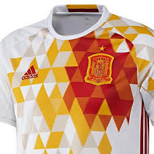 Whether you're a superfan of la roja who never misses a game, a collector of national club jerseys, or a casual fan who loves jumping on the bandwagon come world cup time, these authentic jerseys deserve a place in your wardrobe or display. Spain National Team Away Football Shirt 2016 17 Adidas Sportingplus Net