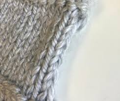 Knit the next stitch but do not remove the stitch from the left knitting needle. 5 Selvedge Edges For Knitting Allfreeknitting Com