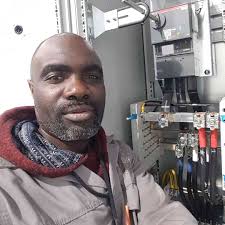 VodacomL1 🏟️ Les 8 Stades qui abriteront la Vodacom Ligue 1, saison  2019-2020 : Le coup d'envoi de la compétition fixé au 16 Août prochain,  voici les 8 Stades sélectionnés par le