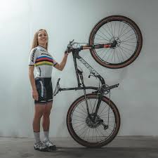 Sont opposées loana lecomte championne du monde u23 et relais mixte de vtt en 2020 et marie le net. Massi Aire Sl Della Campionessa Del Mondo U23 Loana Lecomte Una Full Da Quasi 10 Kg Pianeta Mountain Bike