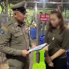 ช็อกวงการผ้าเหลือง! กองปราบรวบ "หลวงพ่ออติโชติ" เจ้าอาวาสวัดพุทไธศวรรย์  ยักยอกเงินวัด 92 ล้าน โอนให้สีกาคนสนิท ซ้ำคาหนังคาเขาคากุฏิ(มีคลิป)
