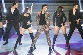 Trong đêm bán kết the voice, soái ca đây là lần đầu tiên học trò thu minh hát tiếng anh và đốt nóng toàn bộ sân khấu với giai điệu sôi động. Ali Hoang DÆ°Æ¡ng La Ai Tiá»ƒu Sá»­ Sá»± Nghiá»‡p Va Ä'á»i TÆ° Nam Ca SÄ©