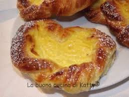 1 rotolo di pasta sfoglia rettangolare. La Buona Cucina Di Katty Le Mie Danesi Alla Crema Alla Frutta E Con Marmellata E Uvetta Ricette Idee Alimentari Ricette Per Biscotti Italiane
