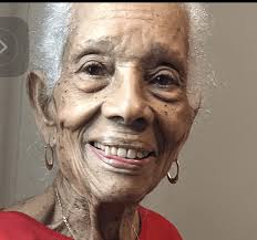 Candida Rosa Colón Larsen Dies at 92