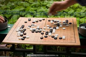 13 Go Weiqi Board Game Jpg Izobrazhenie Jpeg 670x446 Pikselov Chinese Board Games Baduk Game Strategy Games