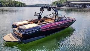 Moses Watersports Chattanooga On Instagram 2019 Moomba Makai Straight This Boat Is Insane On The Water Moombabo Boat Malibu Boats Moomba Boats