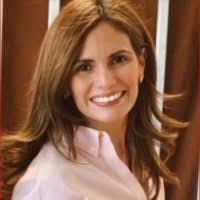 Sandy Ulloa's Instagram, Twitter & Facebook