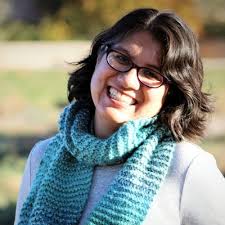 Monica (@KnitsAllFolks)