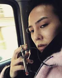 Blackpink and twice without makeup vs with makeup 2017 hd. 10 Potret Selfie G Dragon Bigbang Tanpa Makeup Memukau