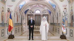 ''prietenas, ma vorbeste lumea de rau !'' :)) urmand in in incercarea de a arunca o privire pe net sa vad ce mai e nou , am constat ca faimosul nicusor de la braila are blog.cum e posibil asa ceva. Nicusor De La BrÄƒila AplicaÅ£ia Pentru Smartphone CreatÄƒ De Doi Elevi Face Furori Pe Internet