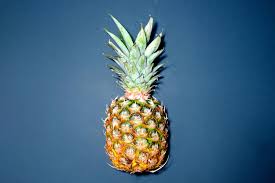 If it comes out easily, it's good to go. How To Tell If A Pineapple Is Ripe Emagazine Com