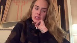 Fanoušci Adele nadávají za zrušený koncert v Las Vegas