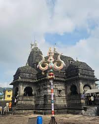 Shree Trimbakeshwar Jyotirling Mandir 📍 Maharashtra, BHARAT (India) 🚩 The  history of the Trimbakeshwar Jyotirling Mandir is indeed marked by  significant events involving destruction and reconstruction, particularly  during the Mughal and Maratha