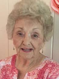 Stephanie Eichelberger's Instagram, Twitter & Facebook