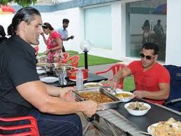 Khali Lonely Eat Meals Equivalent To One Small Family