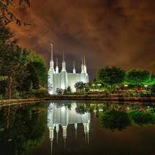 When they say they turn off the lights at 9:00 p.m., they mean it. Washington D C Pc Kwoodyphoto Ldstempleaday Ldstemples Ldstemple Lds Mormontemple Washingtondctemple Lds Temple Pictures Lds Temples Mormon Temples