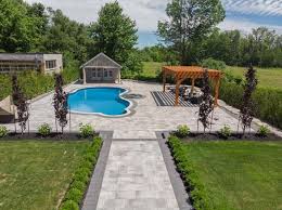 For an average 14 x 28 inground pool, fiberglass costs $46,000, vinyl costs $36,000, and concrete runs $51,000 for installation. Inground Swimming Pool Installation Prices In Aurora