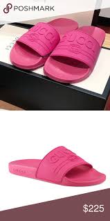 Gucci Rubber Slides Price Is Firm Gucci Logo Rubber Slide Sandal Rubber Upper Embossed Gucci Vintage Logo Molded Vintage Gucci Gucci Gucci Shoes Discover the collection of women's slides & thong sandals at gucci.com in leather, velvet and more. pinterest
