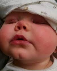 Watch out....your ovaries might cry! Cutest. Baby. EVER! Do you agree?  #sweetcheeks #babyface #babygirl #babyphotography #babylove❤️