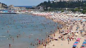 Ana teması şile kültürü ve şile bezi olan bu festival uzun yıllardır şile belediyesi tarafından tertip edilmektedir. Sile Sahilinde Adim Atacak Yer Kalmadi Yogunluk Nedeniyle Plaja Arac Girisleri Kapatildi