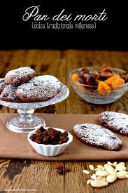 Formate un panetto e dividetelo a fette che modellerete in forma allungata. Pan Dei Morti Dolce Tradizionale Milanese La Tana Del Coniglio