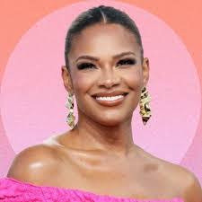 Shay Mays's Instagram, Twitter & Facebook