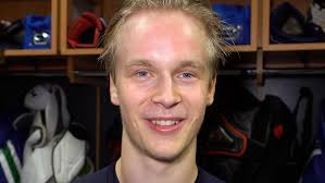 Pronounce elias in slovak view more / help improve pronunciation. How To Pronounce Elias Pettersson Nhl Com