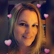 Amanda Heinze (@ajheinze)