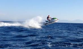 Debuting the brand, jetski outfitters is proud to present our boss line of products, specifically designed to make your pwc a functional fishing machine! Jetski Fahren Ultimativer Wassersport Fun4you