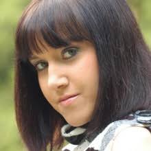 Te dni na radijske postaje prihaja njen nov singel z naslovom "LE SANJE"