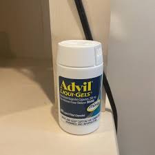 *the % daily value (dv) tells you how much a nutrient in a serving of food contributes to a daily diet. Advil Liqui Gels Pain Reliever Fever Reducer Ibuprofen Liquid Filled Capsules 200mg 160 Ct Kroger