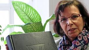 Christine Zimmer's Instagram, Twitter & Facebook