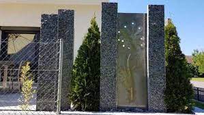Garten sichtschutz ideen gabionen pflanzen holz co. Sichtschutz Stein Granitstelen Gabionen Und Steinmauern Hofmann Zaun Montagen