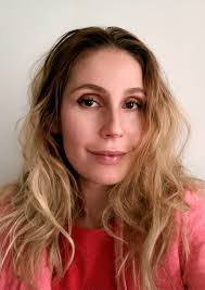 Barbara Molnar's Instagram, Twitter & Facebook