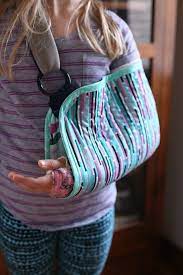Diy Sling Noodlehead Arm Sling Sewing Crafts Arm Cast