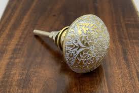 Cabinet Knob Drawer Pull, Vintage Antique Style Dresser Knob, Brass Knob,  Gold & White