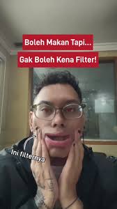 Susah makan bukan karena diet, kali ini @🌪 Chaotic Feelings 🌪 & @Feli  Sumayku susah makan karena filter! Bisa kali lo coba juga 😂😂😂😂