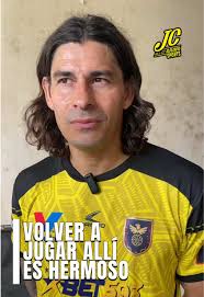 ¡Contento por volver a jugar al fútbol, jugar allí es hermoso!🔥 🇩🇪  Ismael Blanco #leyenda del fútbol ecuatoriano y ahora jugador de "El ídolo"  en la @liganacionaldeleyendas comenta que es hermoso ...