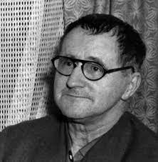Deutscher dichter, dramatiker und theaterregisseur. Bertolt Brecht 58 Years Without The Father Of Epic Theater News Telesur English