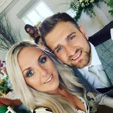 Georgina Lloyd-Lakin (@glloydlakin)