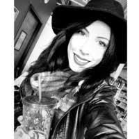 Lacey Calvert's Instagram, Twitter & Facebook