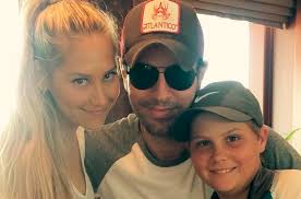 Anna kournikova plays with the couple's twins in 2018. Tennis Celebs Yuni 2016