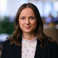 Alma Hahn's Instagram, Twitter & Facebook